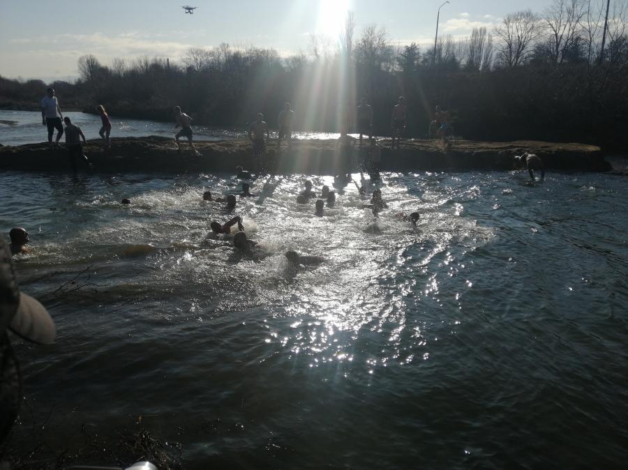 060120205.jpg
